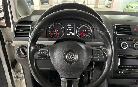 Volkswagen Touran III, 2013 год, 1 125 000 рублей, 10 фотография