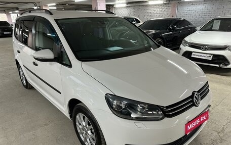 Volkswagen Touran III, 2013 год, 1 125 000 рублей, 3 фотография