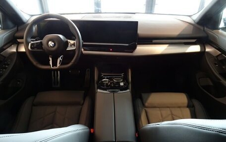 BMW 5 серия, 2024 год, 7 100 000 рублей, 8 фотография