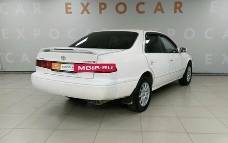 Toyota Camry, 2000 год, 550 000 рублей, 5 фотография