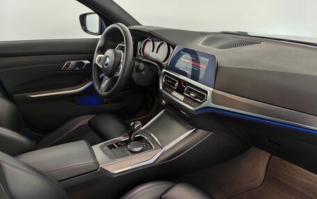 BMW 3 серия, 2019 год, 3 945 000 рублей, 11 фотография