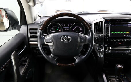 Toyota Land Cruiser 200, 2013 год, 3 700 000 рублей, 2 фотография