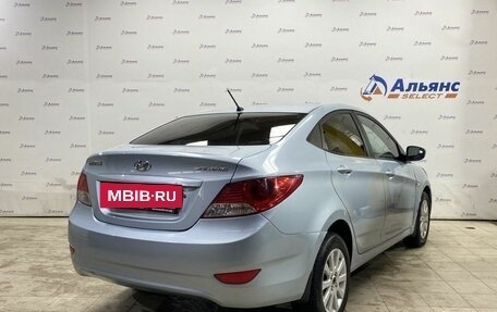 Hyundai Solaris II рестайлинг, 2011 год, 825 000 рублей, 3 фотография