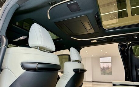 Lexus LM I, 2021 год, 17 000 000 рублей, 17 фотография