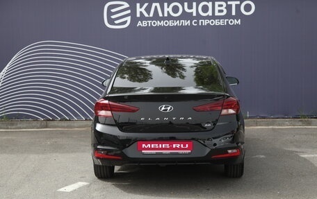 Hyundai Elantra VI рестайлинг, 2019 год, 1 750 000 рублей, 4 фотография