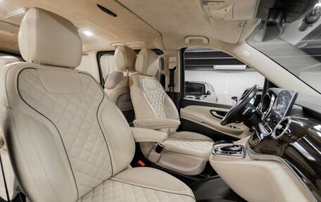 Mercedes-Benz V-Класс, 2017 год, 13 685 000 рублей, 25 фотография