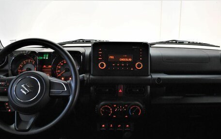 Suzuki Jimny, 2020 год, 2 750 000 рублей, 5 фотография
