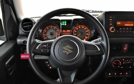 Suzuki Jimny, 2020 год, 2 750 000 рублей, 8 фотография