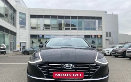 Hyundai Sonata VIII, 2021 год, 2 890 000 рублей, 2 фотография