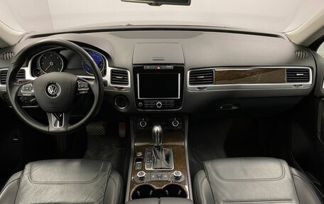 Volkswagen Touareg III, 2013 год, 2 499 000 рублей, 8 фотография