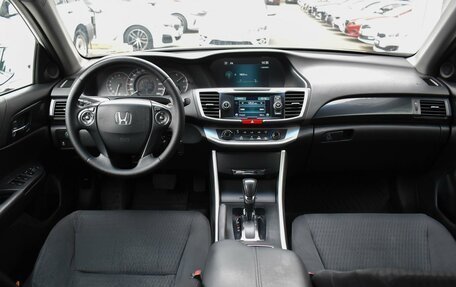 Honda Accord IX рестайлинг, 2013 год, 1 600 000 рублей, 6 фотография