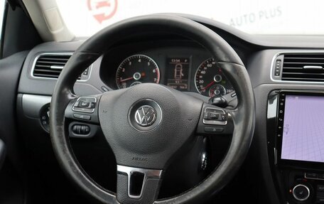 Volkswagen Jetta VI, 2011 год, 779 000 рублей, 11 фотография