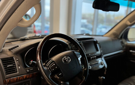 Toyota Land Cruiser 200, 2012 год, 4 050 000 рублей, 10 фотография