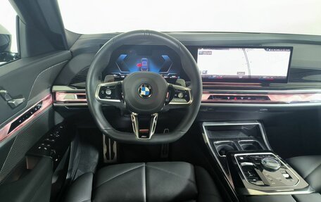 BMW 7 серия, 2022 год, 14 500 000 рублей, 14 фотография
