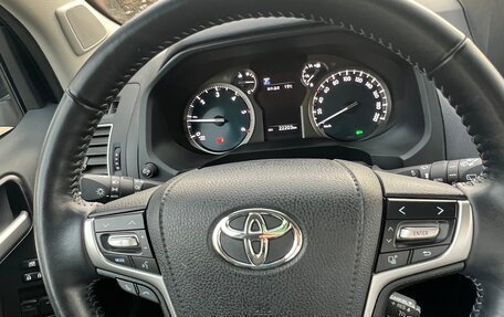 Toyota Land Cruiser Prado 150 рестайлинг 2, 2021 год, 8 200 000 рублей, 10 фотография