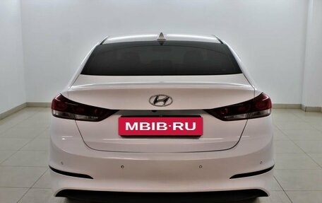 Hyundai Elantra VI рестайлинг, 2017 год, 1 730 000 рублей, 3 фотография