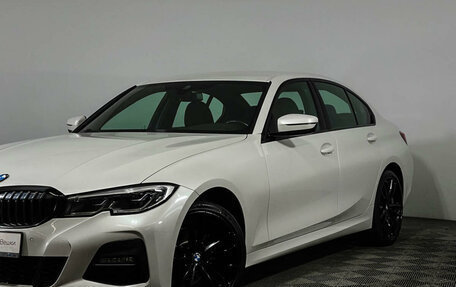 BMW 3 серия, 2021 год, 4 500 000 рублей, 19 фотография