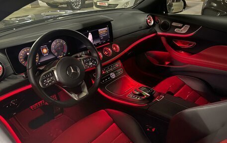Mercedes-Benz E-Класс, 2018 год, 4 740 000 рублей, 2 фотография