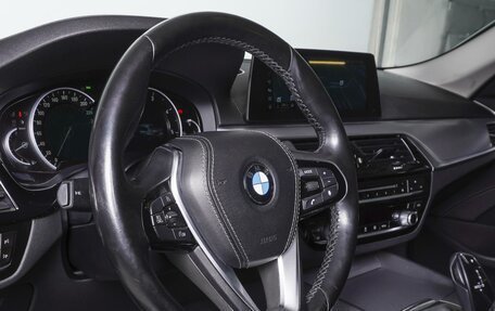 BMW 5 серия, 2018 год, 3 750 000 рублей, 19 фотография