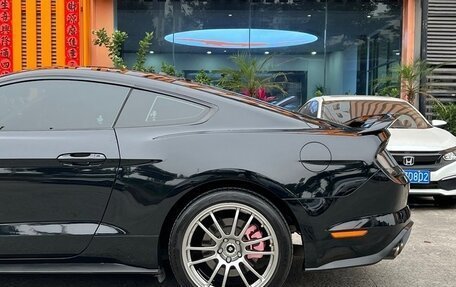 Ford Mustang VI рестайлинг, 2020 год, 2 100 000 рублей, 10 фотография