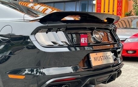 Ford Mustang VI рестайлинг, 2020 год, 2 100 000 рублей, 13 фотография