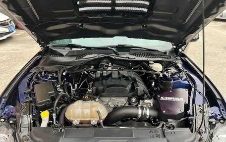 Ford Mustang VI рестайлинг, 2020 год, 2 100 000 рублей, 24 фотография