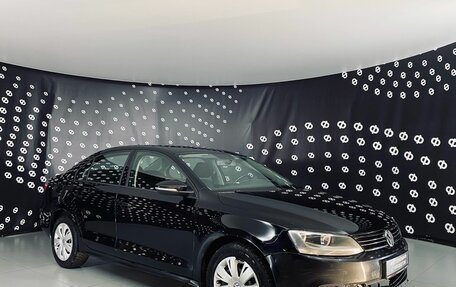 Volkswagen Jetta VI, 2011 год, 555 000 рублей, 2 фотография