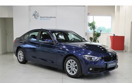 BMW 3 серия, 2017 год, 2 049 000 рублей, 3 фотография