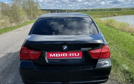 BMW 3 серия, 2011 год, 1 299 000 рублей, 4 фотография