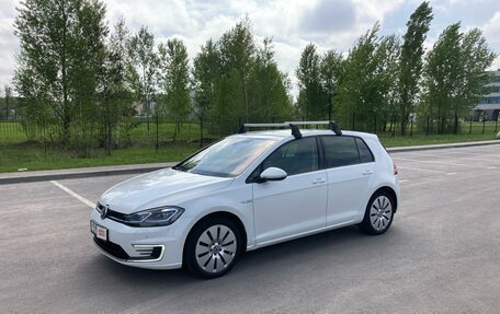 Volkswagen Golf VII, 2018 год, 2 400 000 рублей, 2 фотография