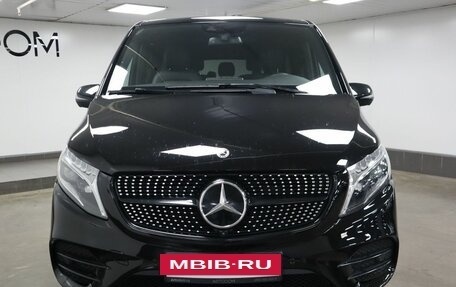 Mercedes-Benz V-Класс, 2022 год, 10 500 000 рублей, 3 фотография