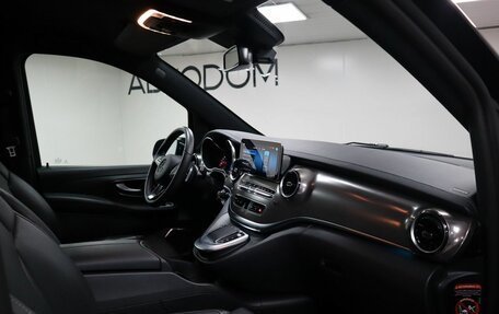 Mercedes-Benz V-Класс, 2022 год, 10 500 000 рублей, 21 фотография