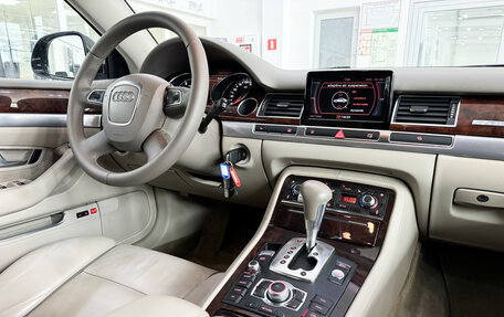 Audi A8, 2008 год, 1 498 000 рублей, 10 фотография