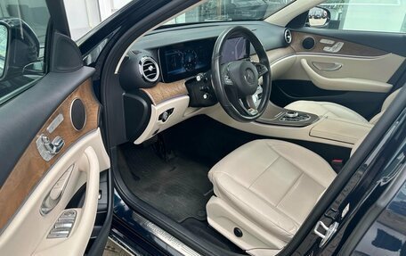Mercedes-Benz E-Класс, 2017 год, 3 999 000 рублей, 6 фотография