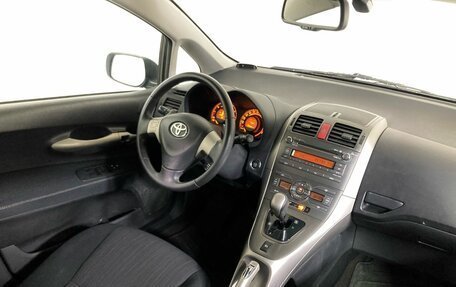 Toyota Auris II, 2009 год, 899 000 рублей, 11 фотография