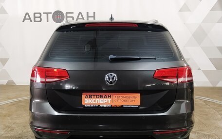 Volkswagen Passat B8 рестайлинг, 2018 год, 2 149 000 рублей, 5 фотография