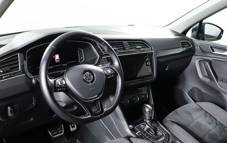Volkswagen Tiguan II, 2020 год, 3 648 000 рублей, 15 фотография