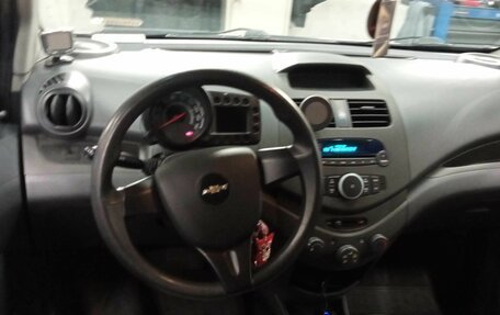 Chevrolet Spark III, 2013 год, 737 000 рублей, 5 фотография
