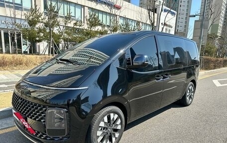 Hyundai Staria, 2024 год, 7 650 000 рублей, 4 фотография