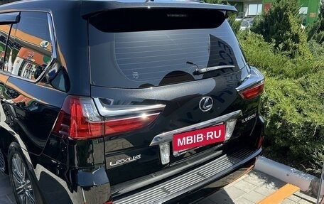 Lexus LX III, 2017 год, 9 400 000 рублей, 2 фотография