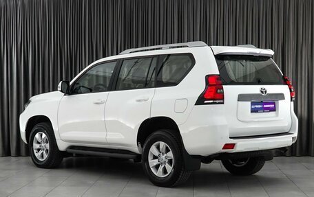 Toyota Land Cruiser Prado 150 рестайлинг 2, 2022 год, 8 858 000 рублей, 2 фотография