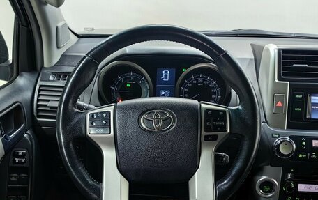 Toyota Land Cruiser Prado 150 рестайлинг 2, 2012 год, 2 978 000 рублей, 11 фотография