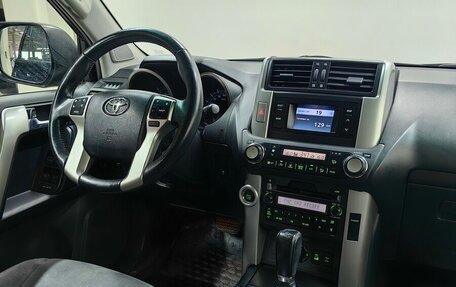 Toyota Land Cruiser Prado 150 рестайлинг 2, 2012 год, 2 978 000 рублей, 13 фотография