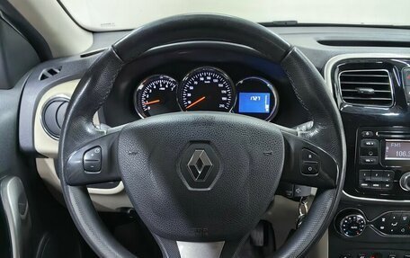 Renault Logan II, 2017 год, 931 000 рублей, 11 фотография