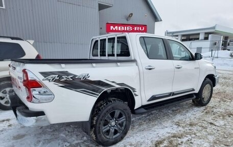 Toyota Hilux VIII, 2023 год, 5 900 000 рублей, 2 фотография