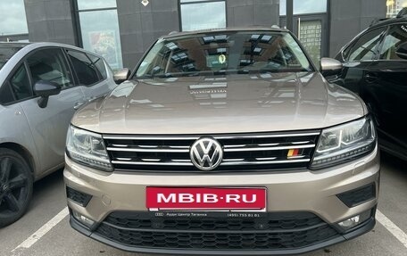 Volkswagen Tiguan II, 2019 год, 2 899 000 рублей, 7 фотография