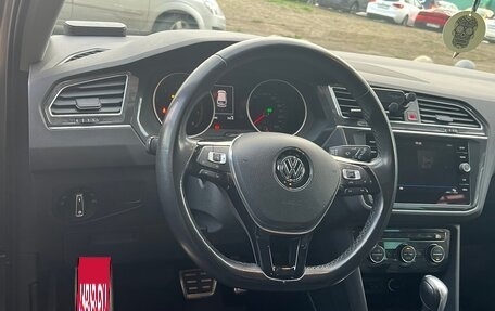 Volkswagen Tiguan II, 2019 год, 2 899 000 рублей, 14 фотография