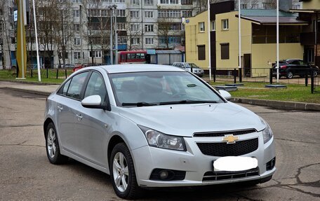 Chevrolet Cruze II, 2010 год, 850 000 рублей, 1 фотография