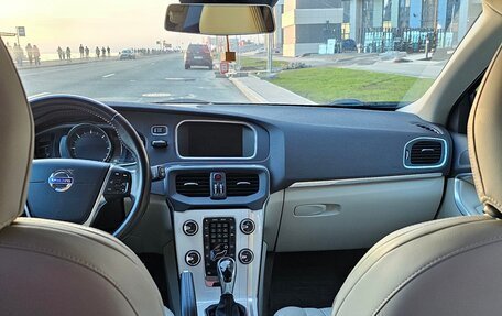 Volvo V40 II рестайлинг, 2014 год, 1 750 000 рублей, 8 фотография