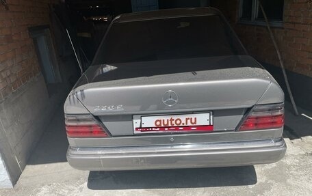 Mercedes-Benz W124, 1991 год, 450 000 рублей, 11 фотография